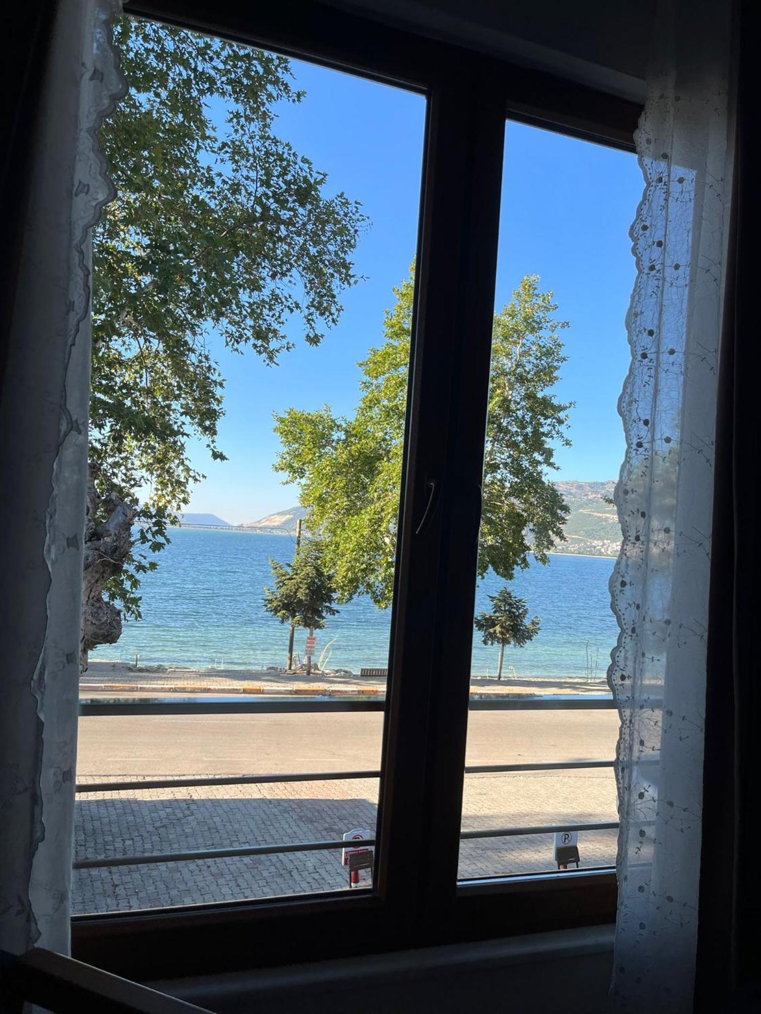 Goel Pension Egirdir Екстер'єр фото